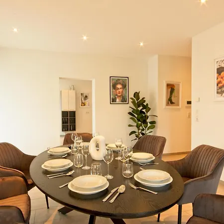 Bonnystay Rheinfelden - Haus Mit Garten Und Zwei Separaten *